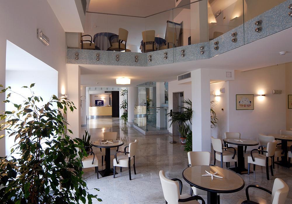 卡罗琳娜别墅酒店 Forio di Ischia 外观 照片